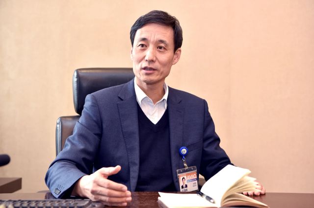 一战成名的歼10C总师王海峰3年前就登上了《科学中国人》封面(图2)